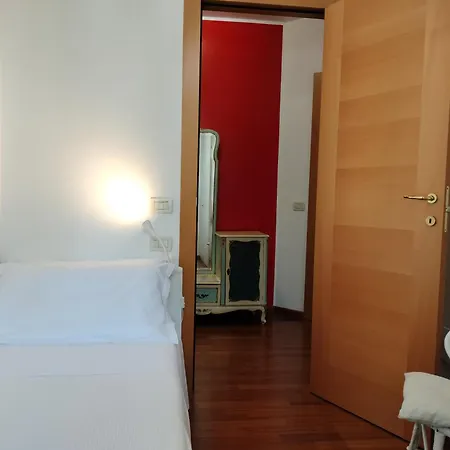 Maison Papa, Casa Per Sentirsi A Casa. 公寓 维琴察